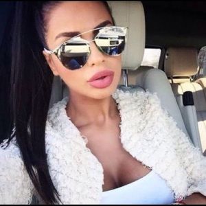 💞Nwt/Aviator SIlver Mirror Sunglasses